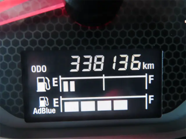 いすゞ フォワード 2RG-FRR90T2(2WD)の写真12