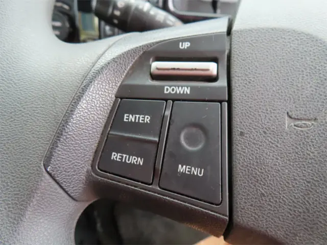 いすゞ フォワード 2RG-FRR90T2(2WD)の写真16