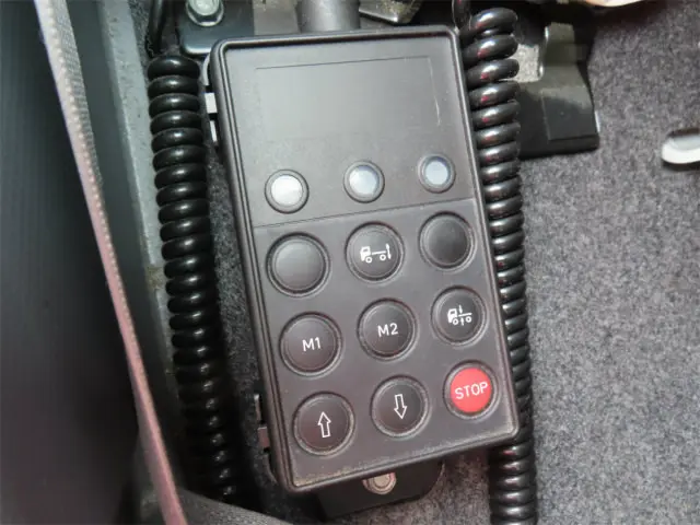 いすゞ フォワード 2RG-FRR90T2(2WD)の写真23