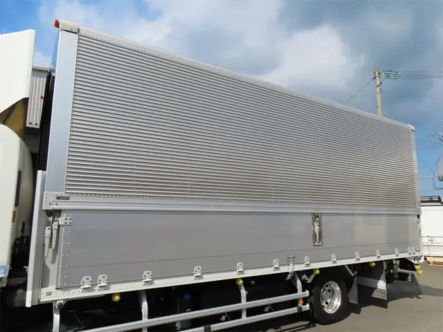 いすゞ フォワード 2RG-FRR90T2(2WD)の写真32