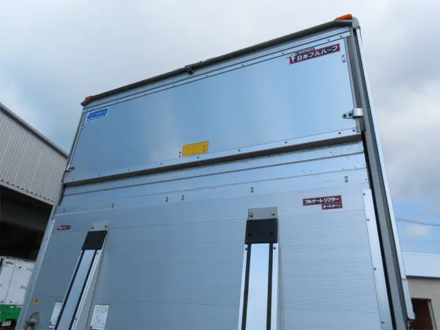 いすゞ フォワード 2RG-FRR90T2(2WD)の写真35