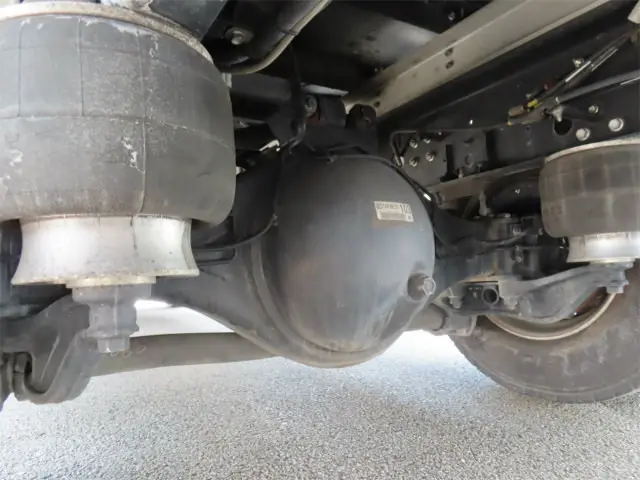 いすゞ フォワード 2RG-FRR90T2(2WD)の写真50