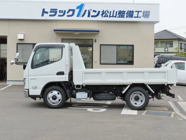 三菱 キャンター 2RG-FBA60(2WD)の写真4