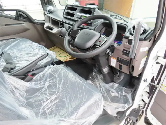 三菱 キャンター 2RG-FBA60(2WD)の写真11