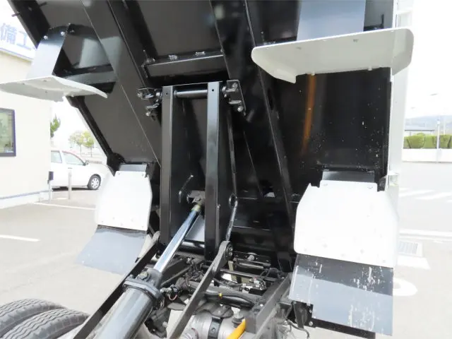 三菱 キャンター 2RG-FBA60(2WD)の写真49