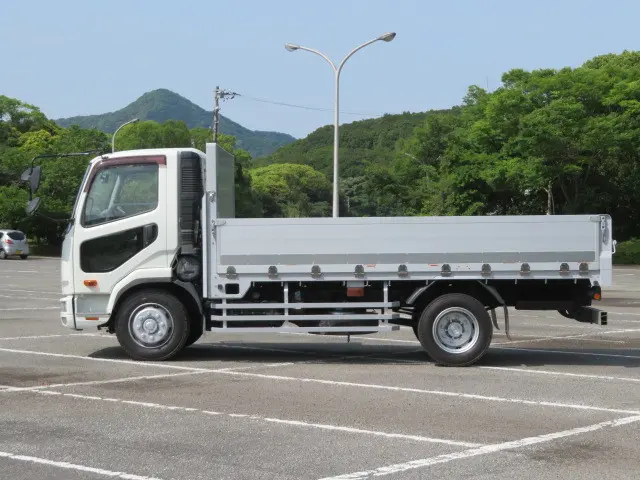 三菱 ファイター TKG-FK72FY(2WD)の写真4