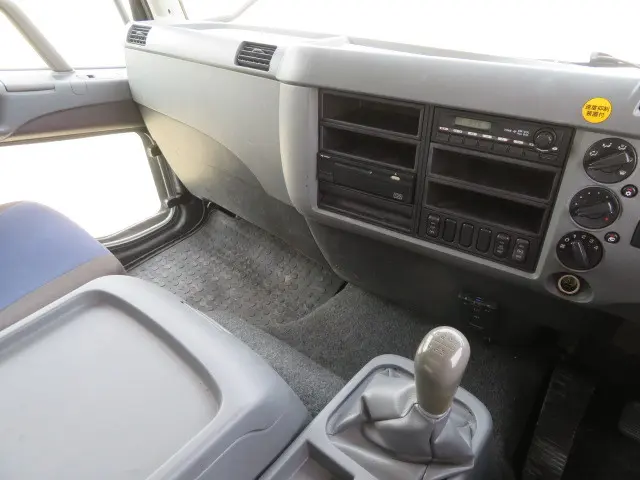 三菱 ファイター TKG-FK72FY(2WD)の写真17