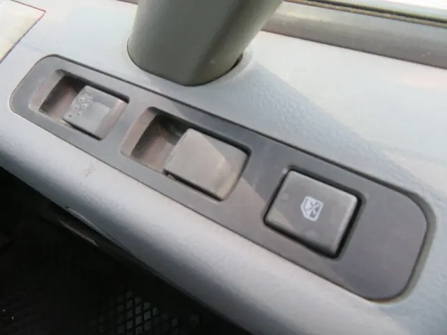 三菱 ファイター TKG-FK72FY(2WD)の写真20