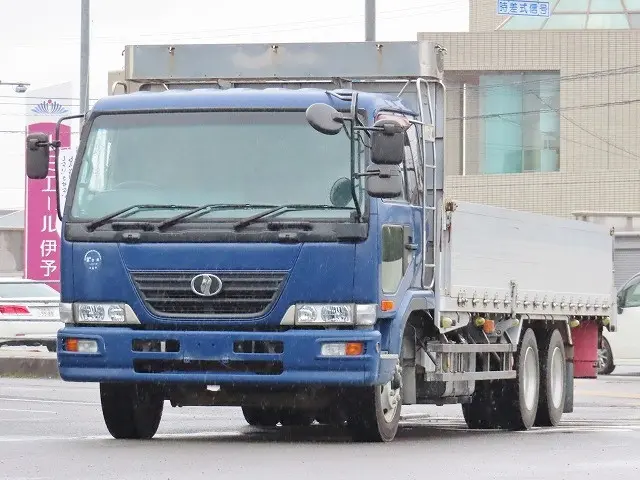 UD コンドル BDG-PW37C(6x4)の写真2