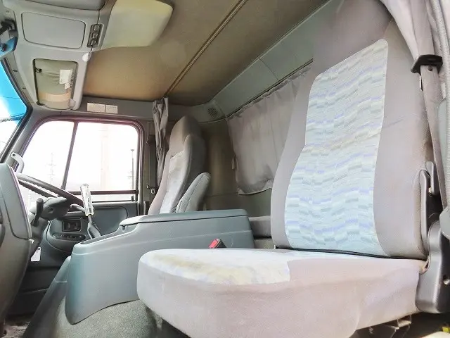 UD コンドル BDG-PW37C(6x4)の写真11