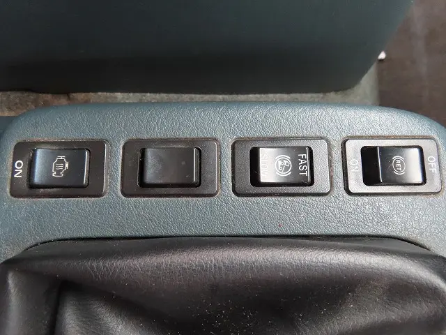 UD コンドル BDG-PW37C(6x4)の写真17