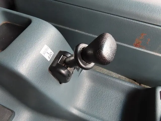 UD コンドル BDG-PW37C(6x4)の写真19