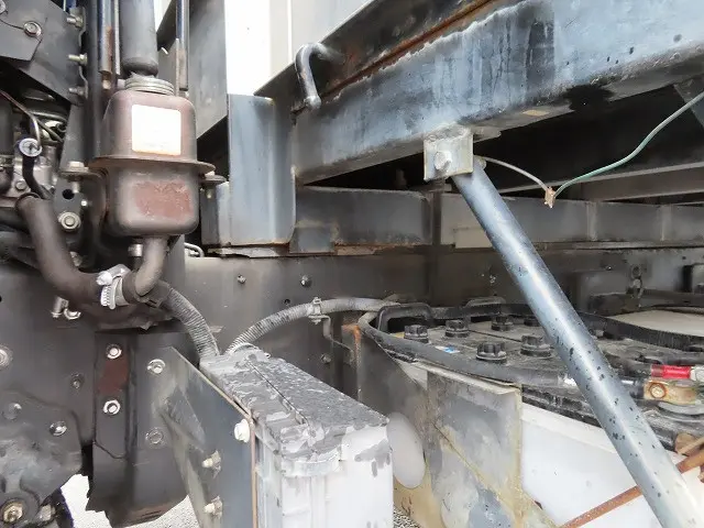 UD コンドル BDG-PW37C(6x4)の写真44