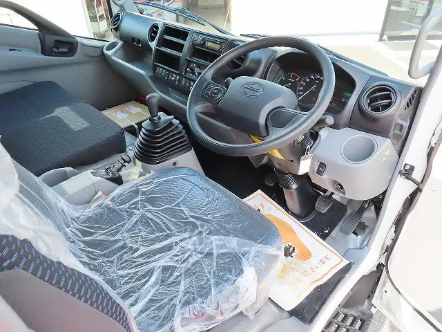 日野 デュトロ 2DG-XZU722M(2WD)の写真12