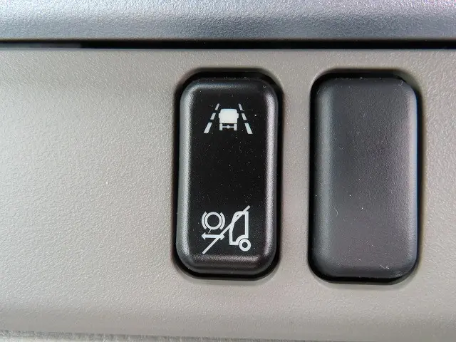 三菱 キャンター 2RG-FBA60(2WD)の写真18