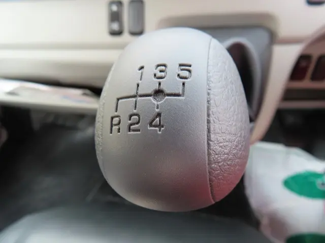 三菱 キャンター 2RG-FBA60(2WD)の写真20