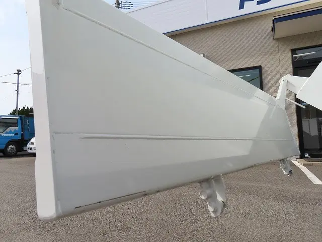 三菱 キャンター 2RG-FBA60(2WD)の写真32