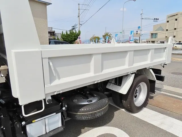 三菱 キャンター 2RG-FBA60(2WD)の写真34