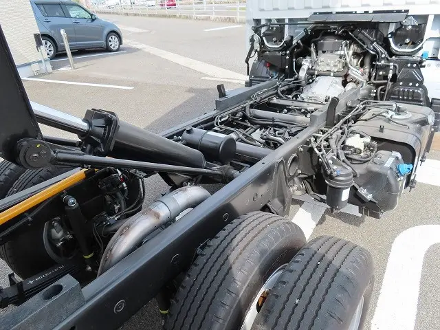 三菱 キャンター 2RG-FBA60(2WD)の写真47