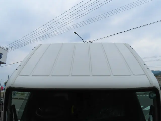 三菱 キャンター 2RG-FBAV0(2WD)の写真7
