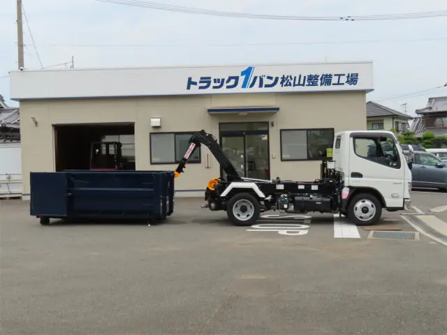 三菱 キャンター 2RG-FBAV0(2WD)の写真12