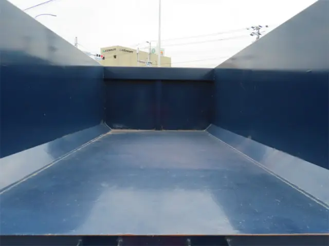 三菱 キャンター 2RG-FBAV0(2WD)の写真30