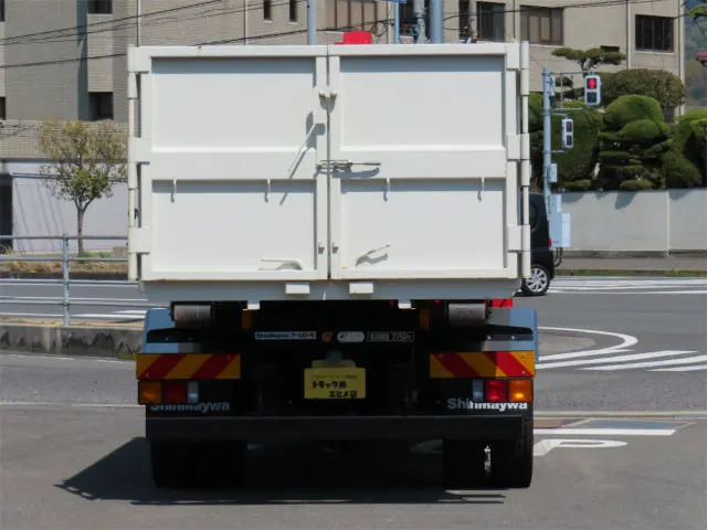 三菱 ファイター 2KG-FK72F(2WD)の写真8