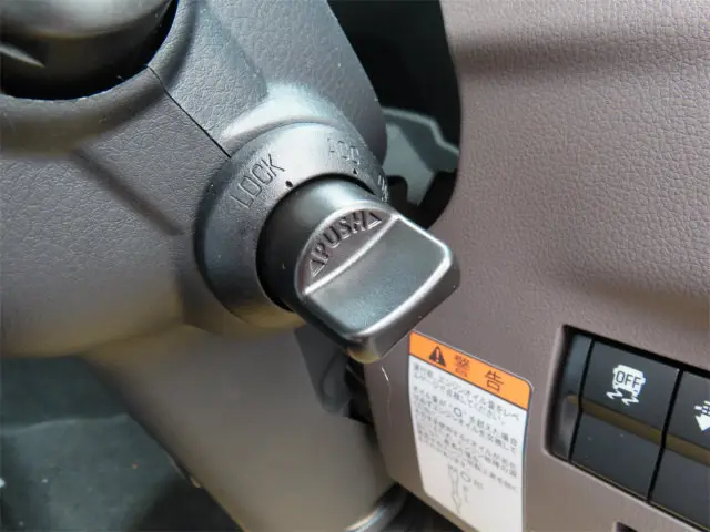 三菱 キャンター 2RG-FBA20(2WD)の写真20