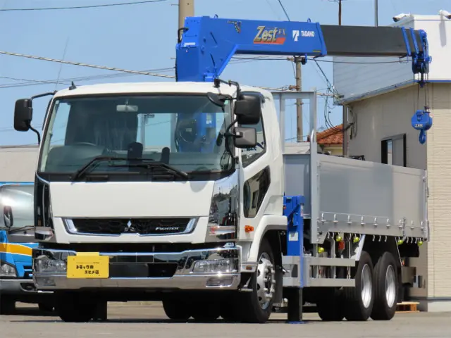 三菱 ファイター 2DG-FQ62F(6x4)の写真2
