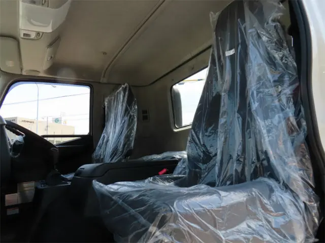 三菱 ファイター 2DG-FQ62F(6x4)の写真11