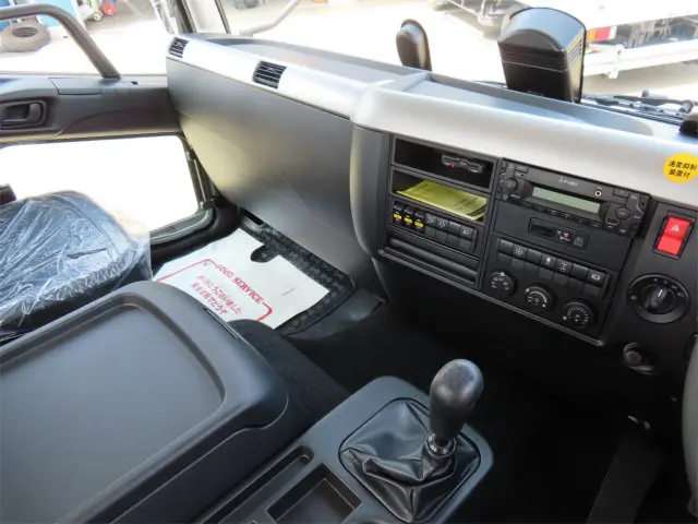 三菱 ファイター 2DG-FQ62F(6x4)の写真14