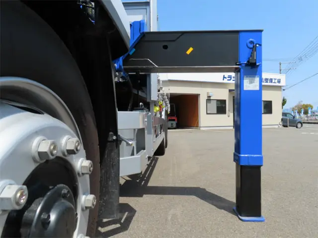 三菱 ファイター 2DG-FQ62F(6x4)の写真38