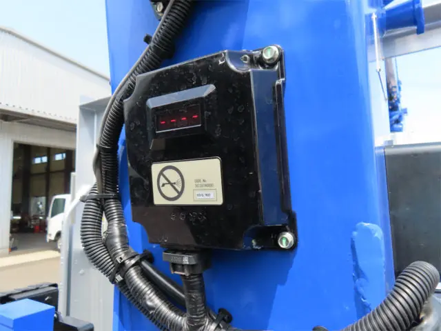 三菱 ファイター 2DG-FQ62F(6x4)の写真41