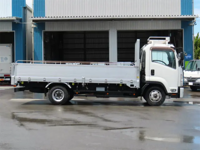 いすゞ フォワード TKG-FRR90S2(2WD)の写真5