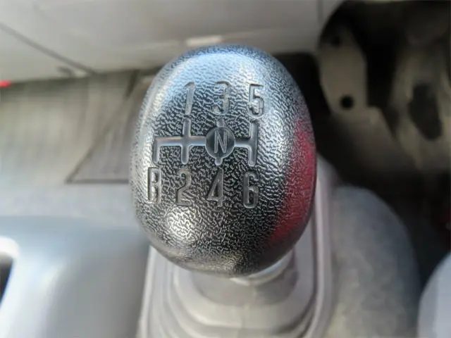 いすゞ フォワード TKG-FRR90S2(2WD)の写真18
