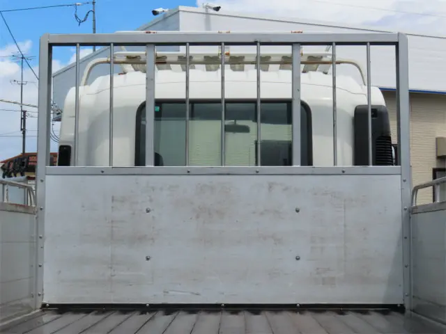 いすゞ フォワード TKG-FRR90S2(2WD)の写真23