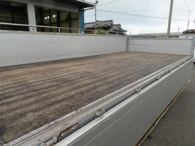 いすゞ フォワード TKG-FRR90S2(2WD)の写真27