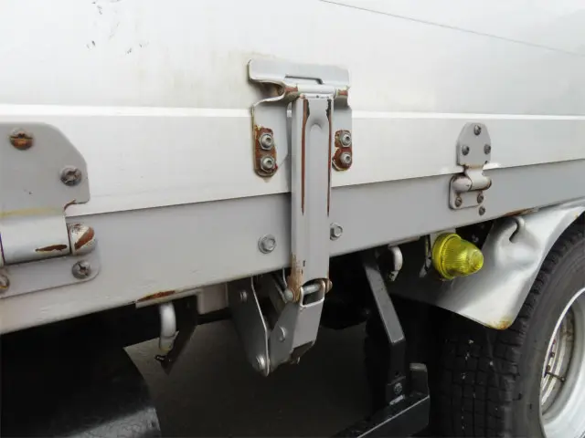 いすゞ フォワード TKG-FRR90S2(2WD)の写真32