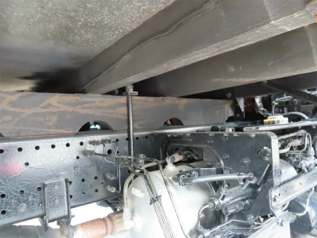 いすゞ フォワード TKG-FRR90S2(2WD)の写真43