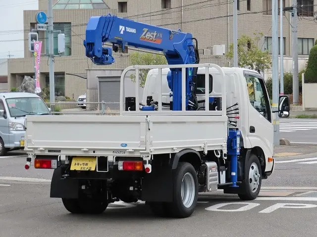 トヨタ ダイナ 2KG-XZU605(2WD)の写真3