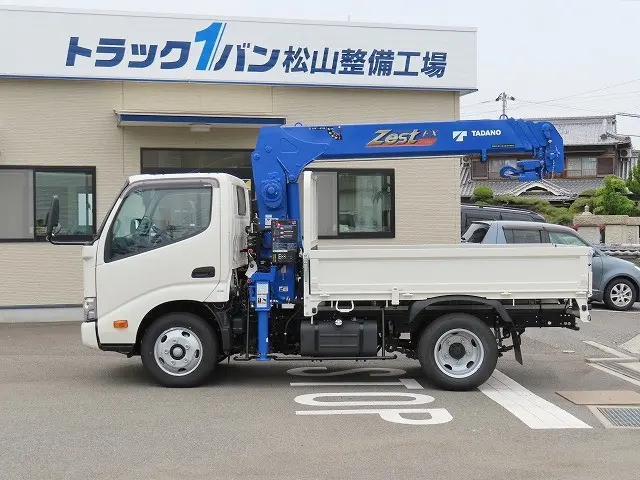 トヨタ ダイナ 2KG-XZU605(2WD)の写真4
