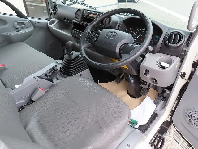 トヨタ ダイナ 2KG-XZU605(2WD)の写真12