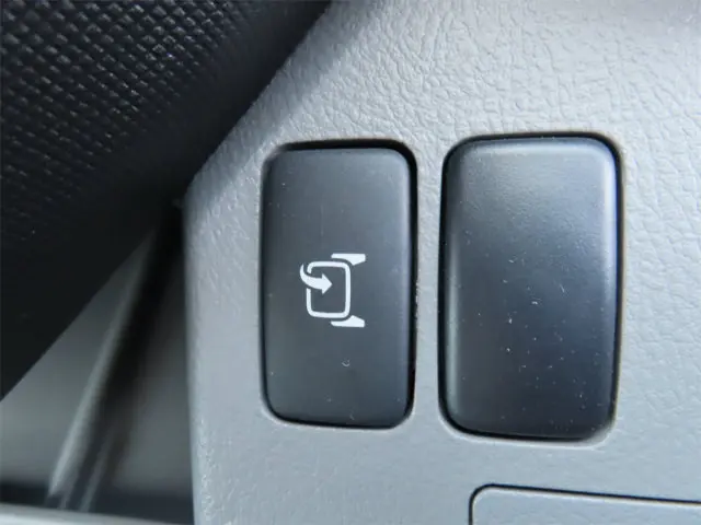 日野 デュトロ 2KG-XZU700M(2WD)の写真18