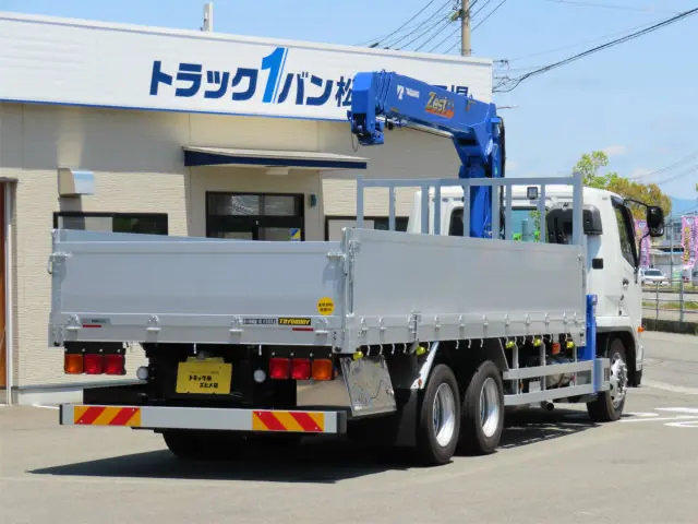 三菱 ファイター 2DG-FQ62F(6x4)の写真3