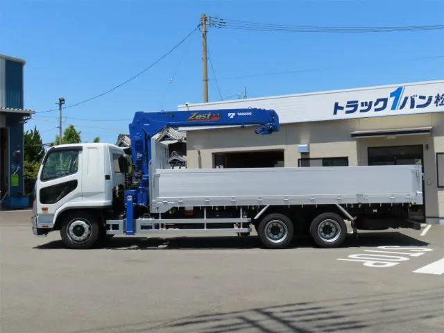 三菱 ファイター 2DG-FQ62F(6x4)の写真4