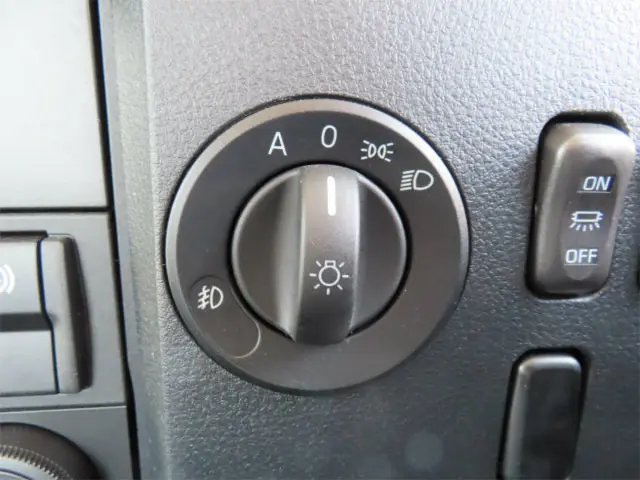 三菱 ファイター 2DG-FQ62F(6x4)の写真19