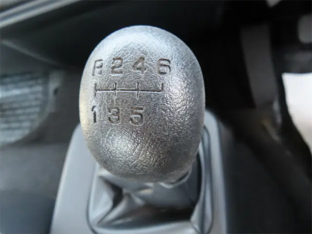 三菱 ファイター 2DG-FQ62F(6x4)の写真20