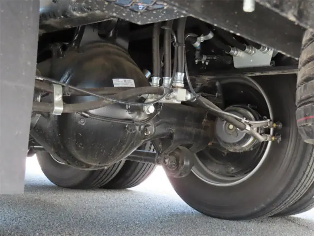 三菱 ファイター 2DG-FQ62F(6x4)の写真50