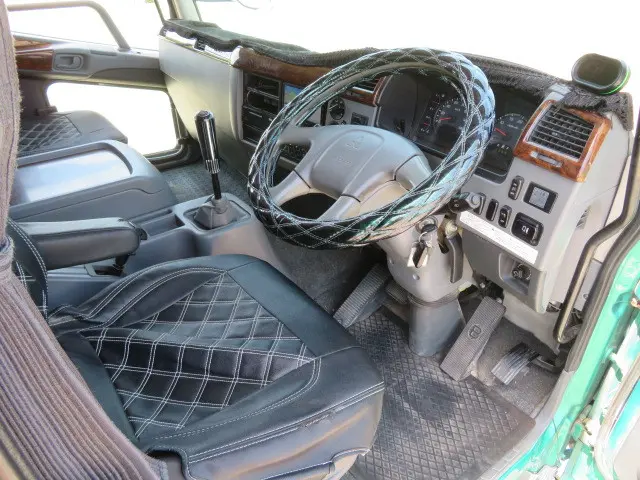 三菱 ファイター QDG-FQ62F(6x4)の写真9