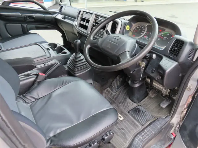 日野 レンジャー QKG-FE7JJAA(2WD)の写真9